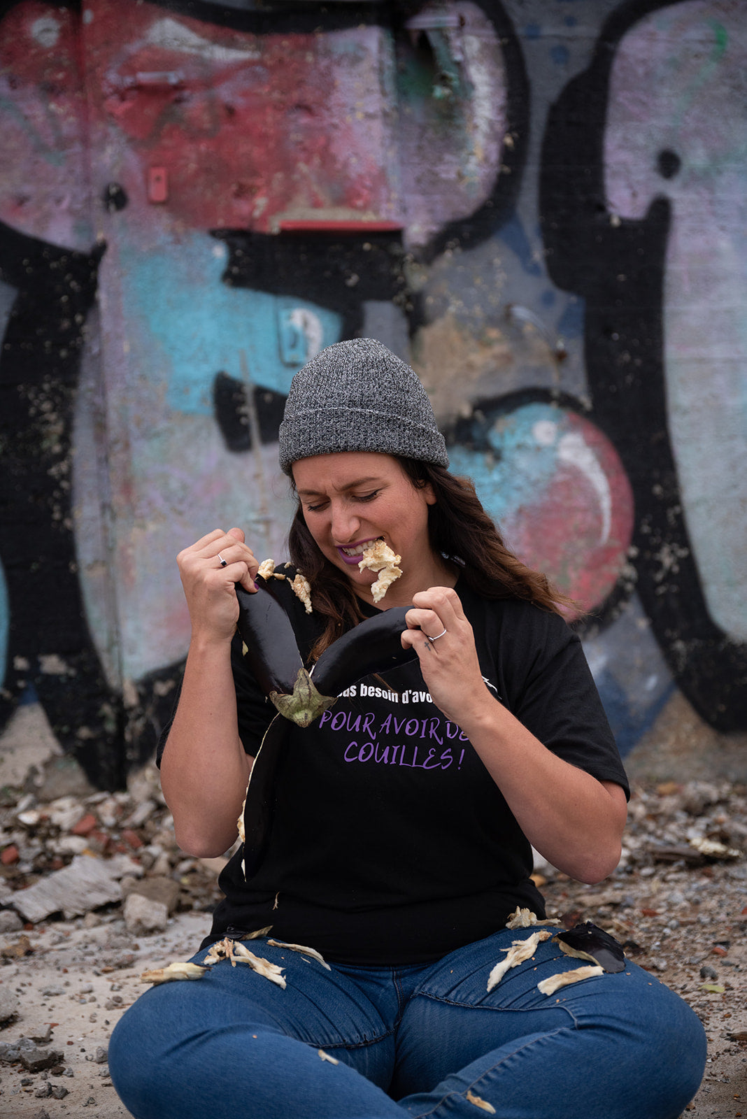 T-shirt Je n'ai pas besoin d'avoir une aubergine ... pour avoir des couilles !